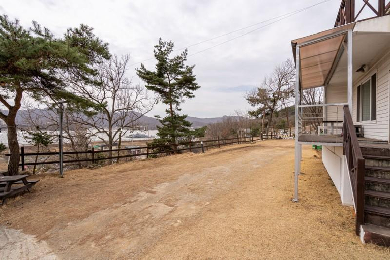 Others 3, Ganghwado Sun House Pension, Ganghwa