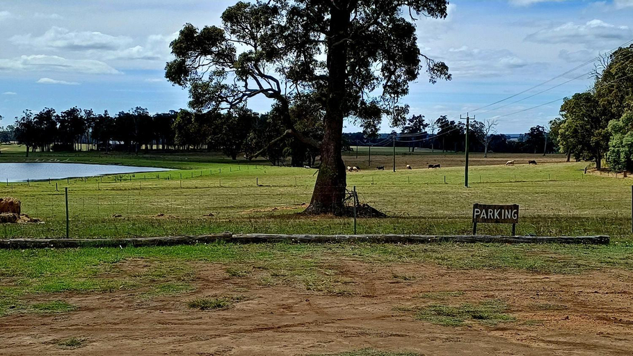 Others 5, Warradale Lodge and Mini Golf, Manjimup