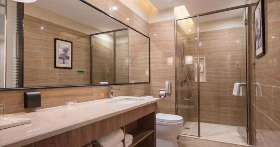 Bathroom 3, Vienna International Hotel Shenzhen Dapeng Kuinan, Shenzhen