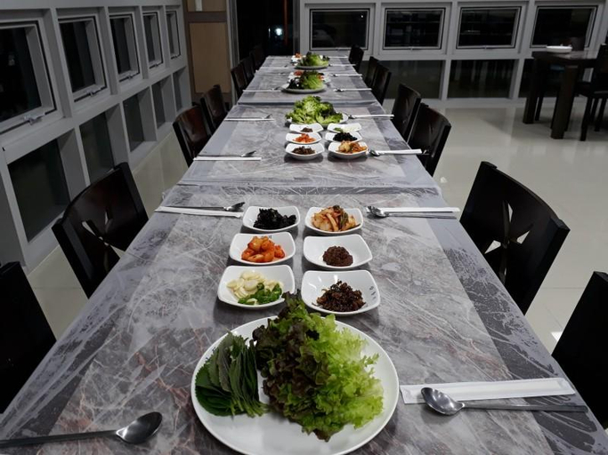 Food & Drinks, Danyang three nests Stay Pension, Danyang
