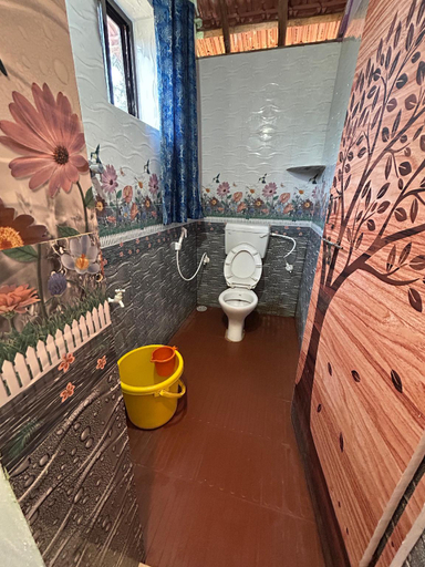 Bathroom 3, Green heaven cottage, Uttara Kannada