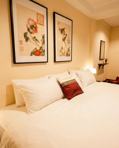 Bedroom 2, Real Bangkok Guesthouse. Live like a real local., Pathum Wan