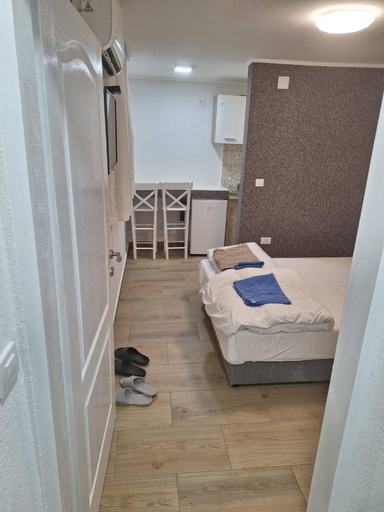 Bedroom 3, Dream 3, Belgrade