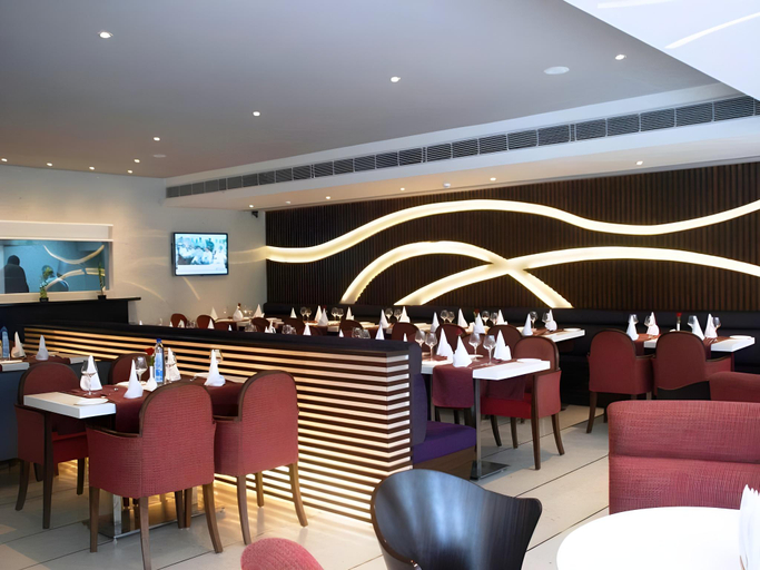 Food & Drinks 4, The Gaur Chandigarh, Chandigarh