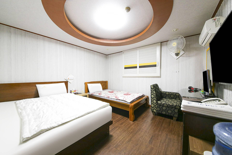 Bedroom 3, Chungju Oasis, Chungju