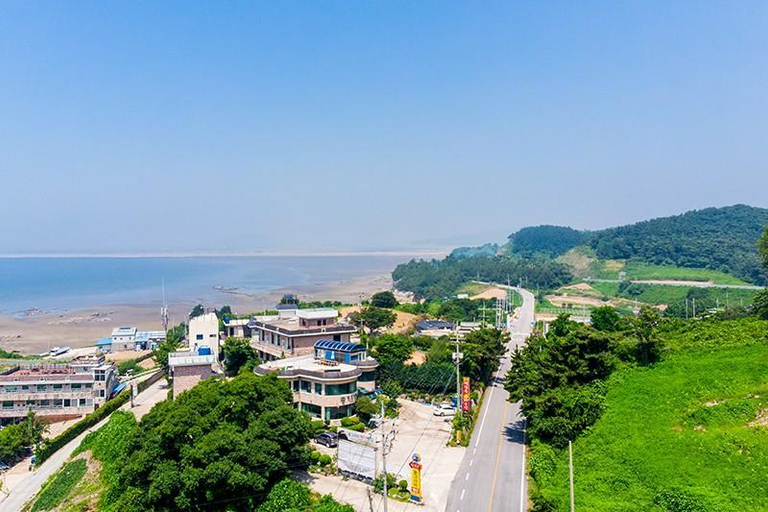 Others 4, Buan (Byeonsanbando) circle Pension, Buan