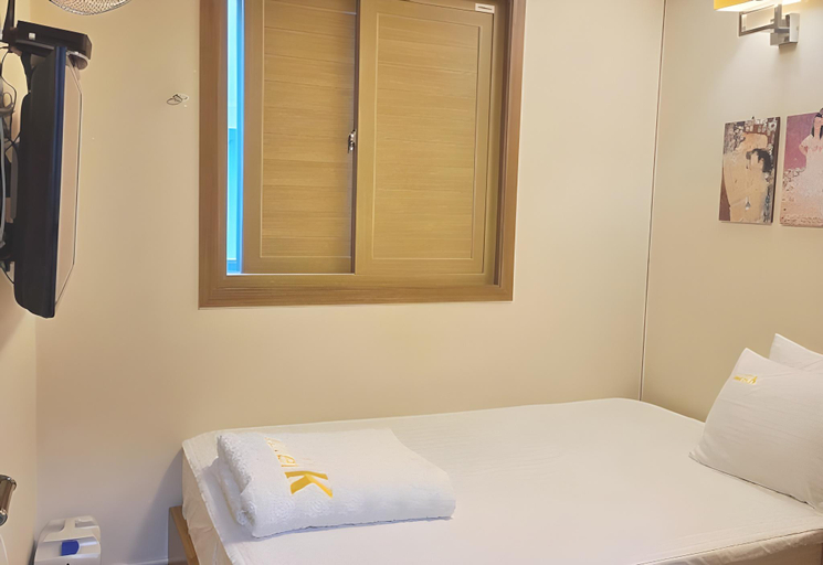 Bedroom 2, Ulleung K (K), Ulleung
