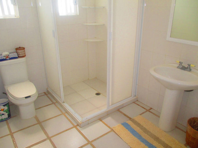 Bathroom 3, Villas Fa-Sol, Dist. Pochutla