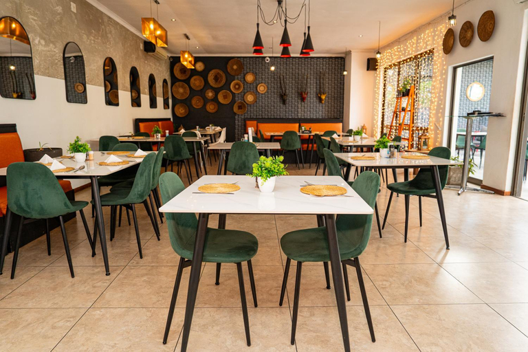 Food & Drinks 5, Cu Guest House, Mopani