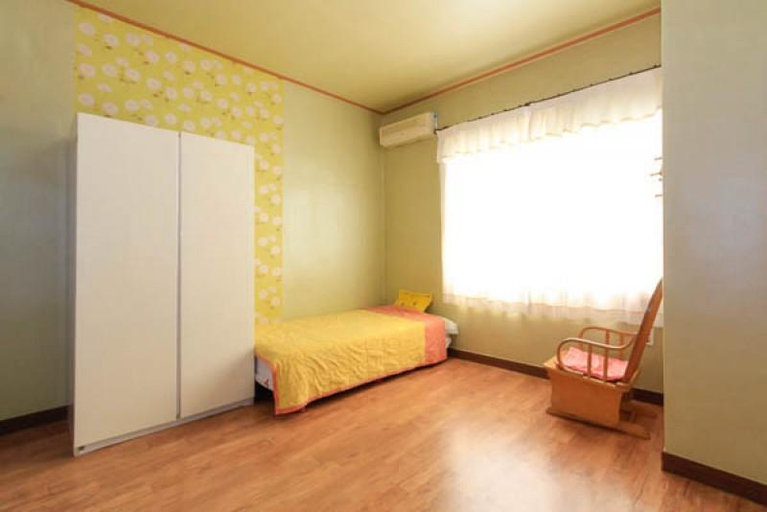Bedroom 2, Uljin Hoban Pension, Uljin