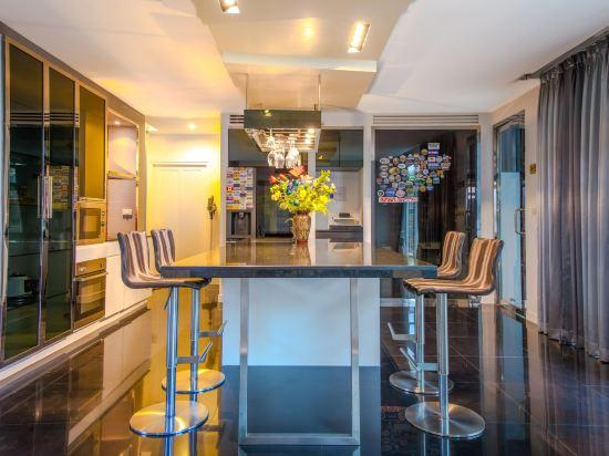 2, Luxury Pure Modern Pool Villa 5Bed Nr BTSCentral, Wang Thonglang