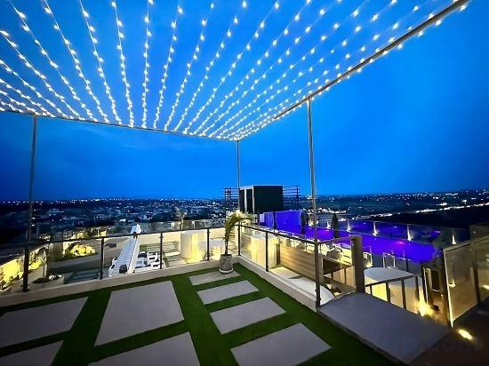 5, The Skyluxe, Islamabad
