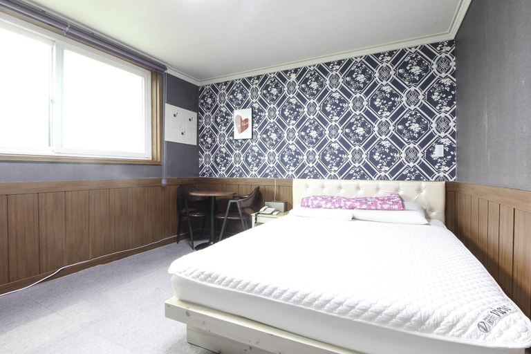 Bedroom 2, Yeongdeok View, Yeongdeok