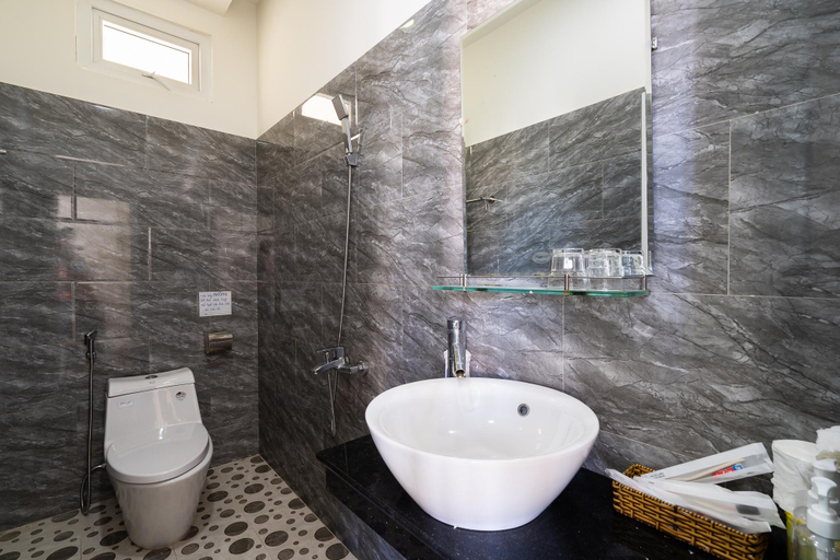Bathroom 5, Gia Khang Hotel, Đà Lạt