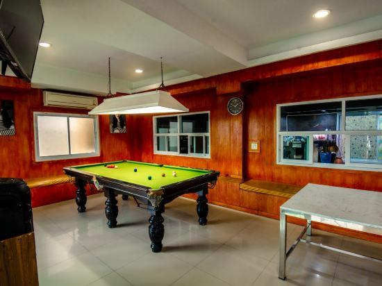 2, Glass House A6 Pool Villa, Pattaya