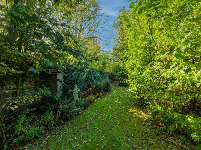 Garden 3, Holiday Home in Wijnaldum Near Harlingen Harbor, Harlingen
