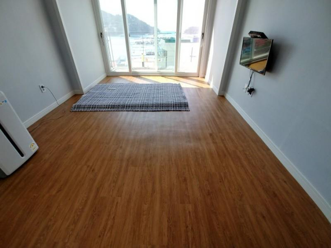 Bedroom 2, Tongyeong Punghwasuwol Pension, Tongyeong