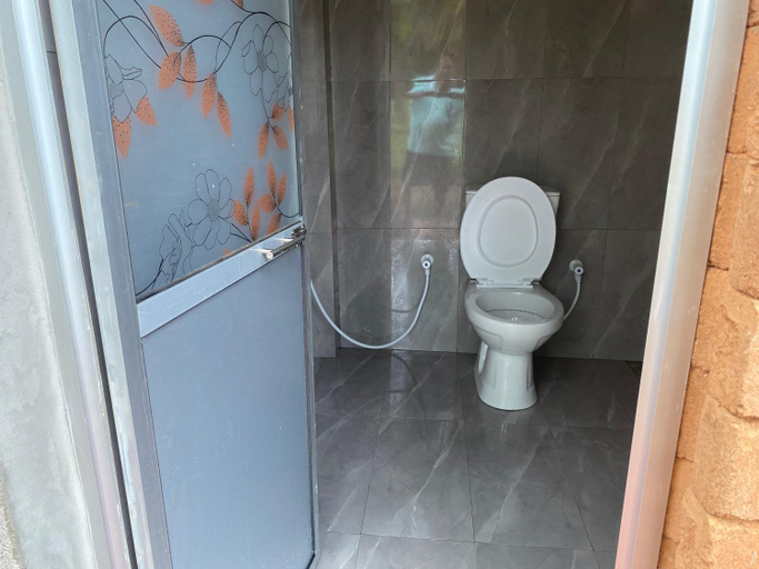 Bathroom 3, Wild Wild Holiday Resort, Katharagama