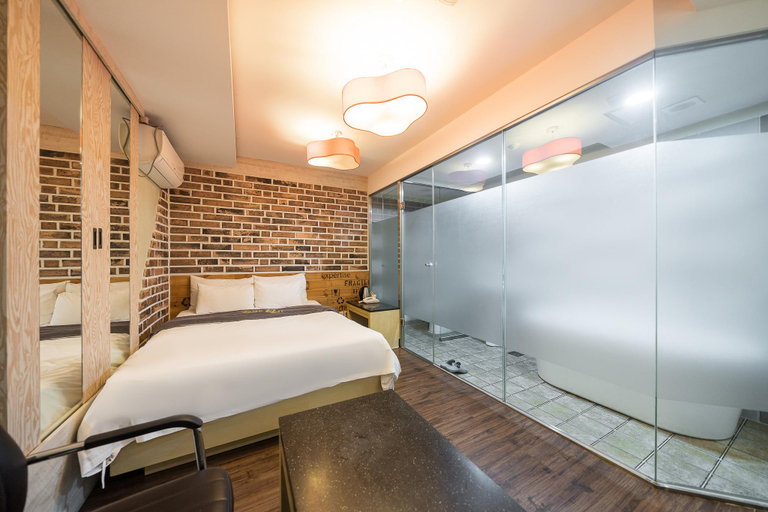 Bedroom 4, Suwon Station Provence 22st, Suwon