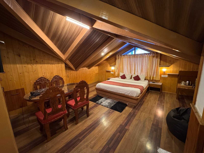 Room 3, Hotel The Red Apple, Kullu