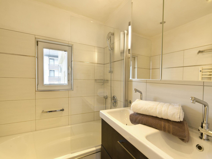 Bathroom 3, Tranquil apartment in the centre of Seefeld, Innsbruck Land