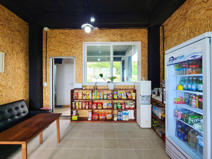 Food & Drinks 2, Pohang C&B Pension, Pohang