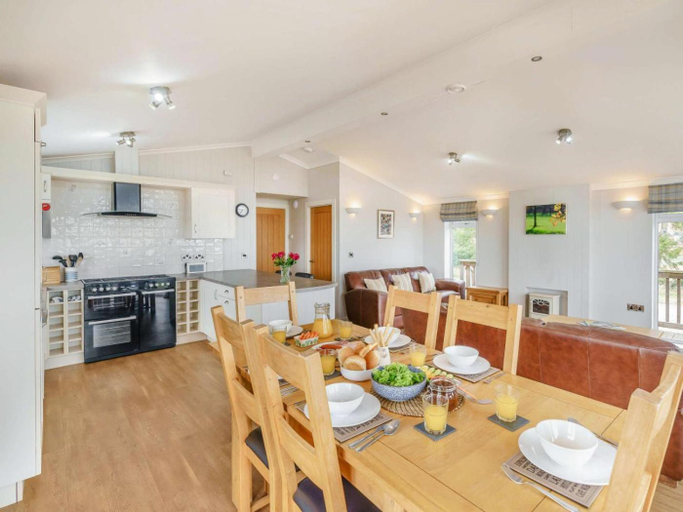 Others 5, 3 Bed in St. Andrews oc-88420, Fife