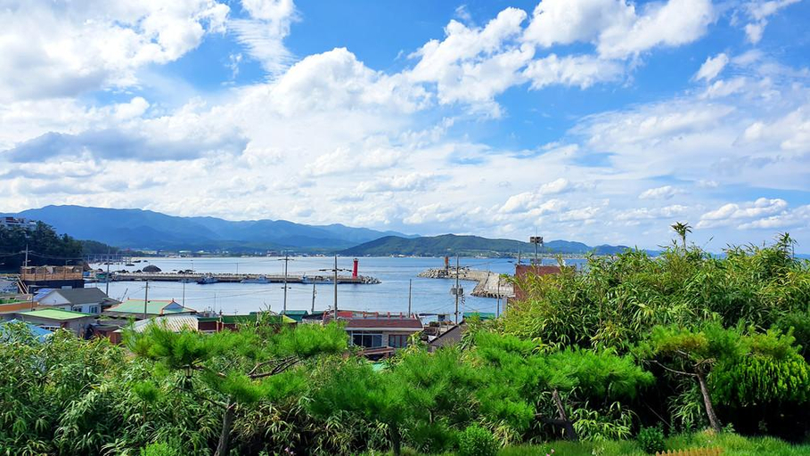 Others 5, Pohang C&B Pension, Pohang