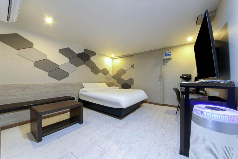 Bedroom 2, Busan Gangseo Sinho-dong Hotel Sky, Gangseo