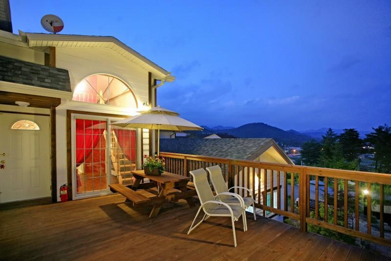 Others 2, Pyeongchang Petit Pension, Pyeongchang