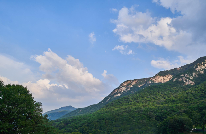 Others 2, Gongju Duzone Pension, Gongju