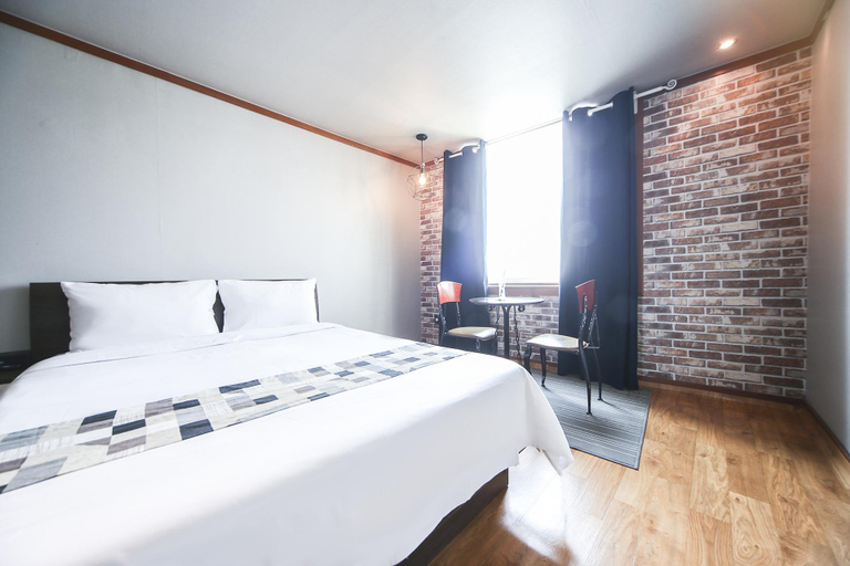 Bedroom 4, Dangjin J, Dangjin