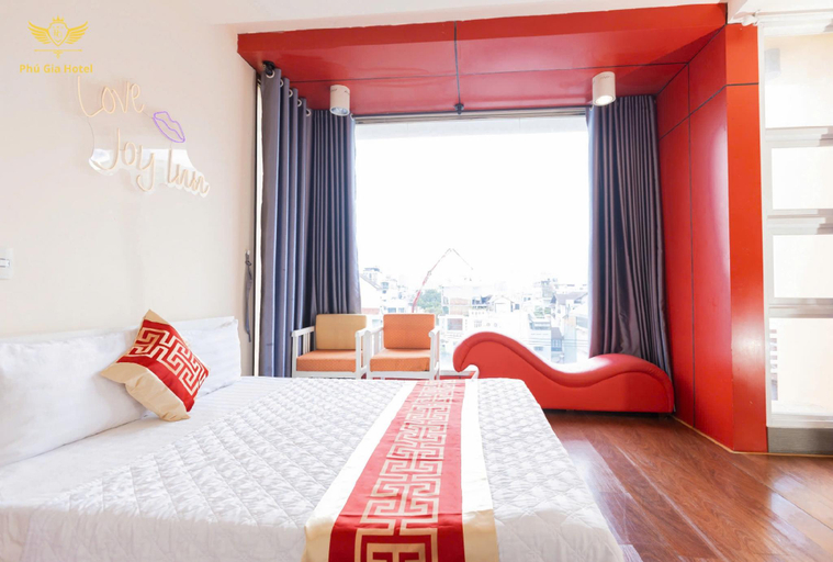 Bedroom 2, Phu Gia Hotel 563 Nguyen Thi Thap, District 7