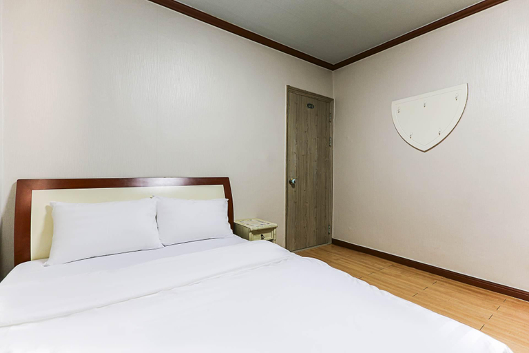 Bedroom 3, Daejeon Sintanjin Royal, Cheongwon