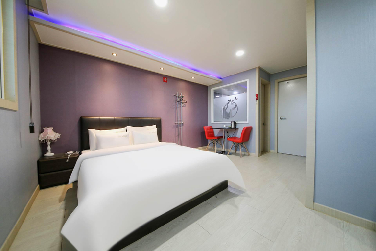 Bedroom 2, Seosan Sea Self Check-in Hotel, Seosan