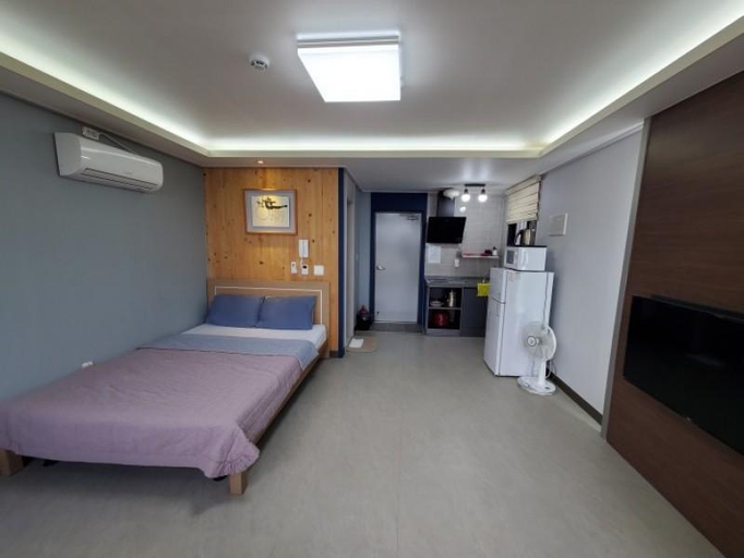 Bedroom 2, Samcheok Bada Yeoul Pension, Samcheok
