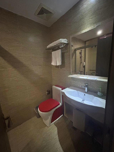 Bathroom 3, Super 8 Hotel, Quanzhou