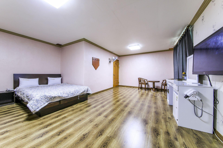 Bedroom 2, Buyeo Moonstone, Buyeo