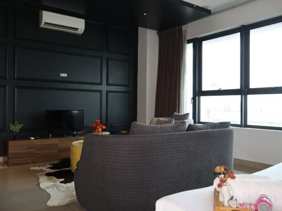 Others 2, Arte Plus by Dreamscape, Gombak