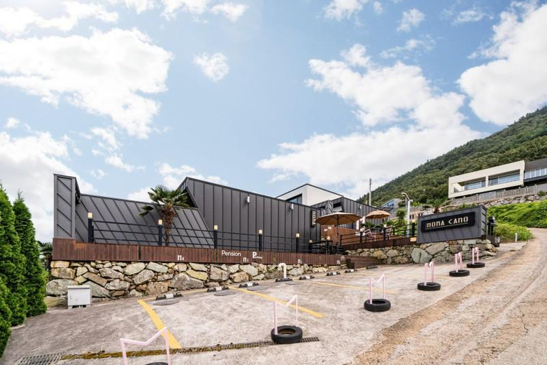Others 3, Namhae Morakano Pension, Namhae