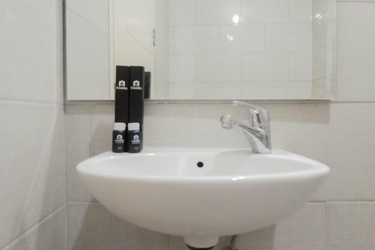 Others 2, Easy Access Studio Apartment at Anderson Supermall Mansion, Surabaya