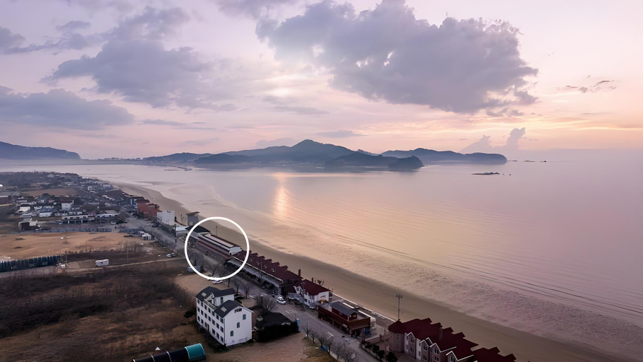 Others 5, Taean Making Memories Pension, Taean