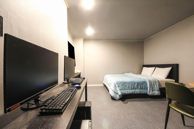 Bedroom 1, Sanbon Praha, Anyang