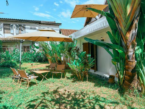 2, Fontainebleaulaos, Luang Prabang