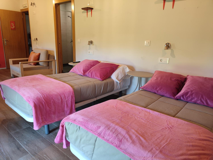 Bedroom 2, El Campo de Petra, Asturias