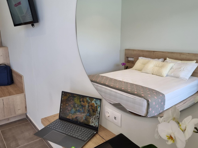 Bedroom 4, DeLight Luxury Rooms, South Aegean