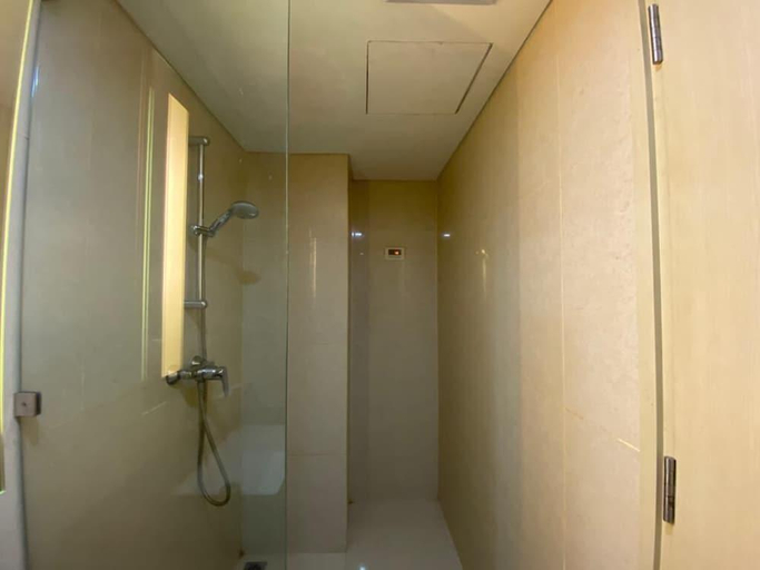 5, New And Homey Studio Apartment At Warhol (W/R) Residence, Semarang