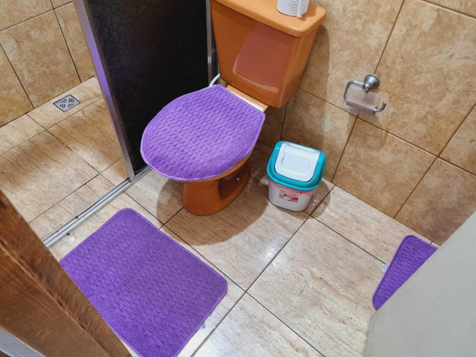 Bathroom 2, Toninho Aluguel Temporário, Guararapes