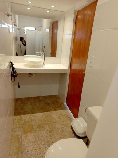 Bathroom, Hostal La Candelaria, Humahuaca
