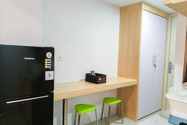 4, Cozy Stay Studio At De Prima Apartment, Medan
